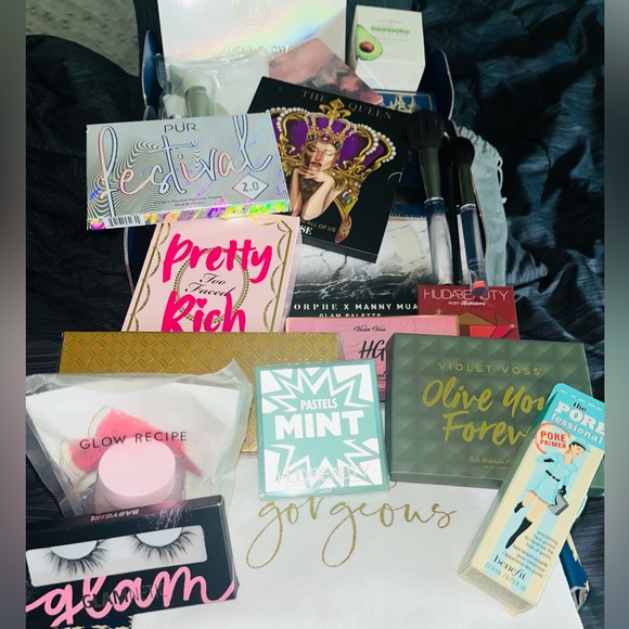 High End Mystery Beauty Bundle